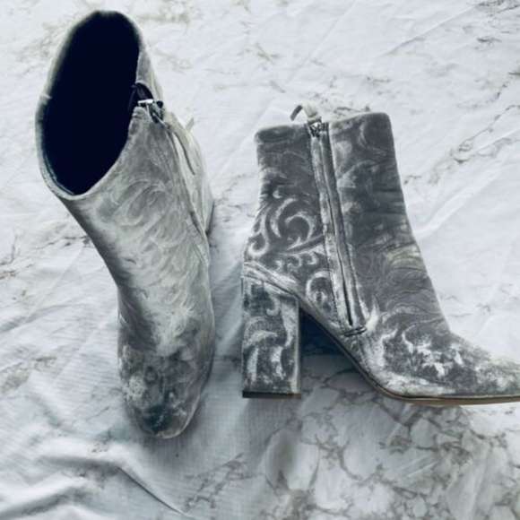 Rebecca Minkoff Bryce Embossed Silver Velvet Boots - Picture 7 of 8
